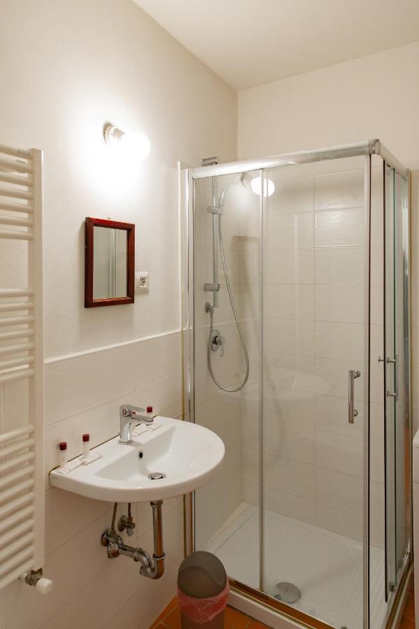 Graceful Apartment In The Heart Of Флоренция Экстерьер фото